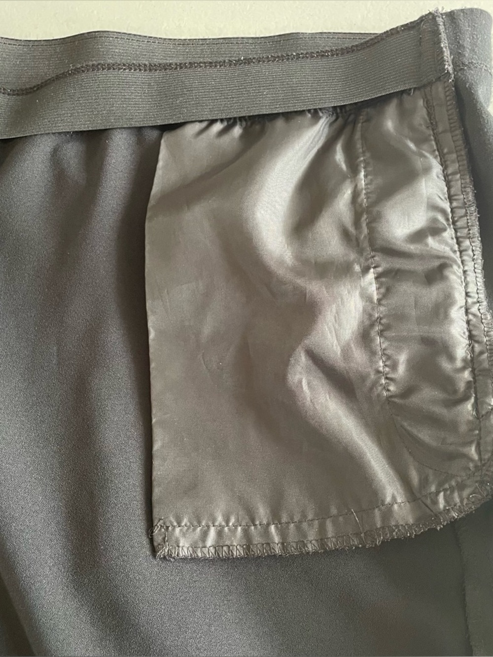 Simply Vera Vera Wang Silky Lightweight Jogger-style Dress Pants, size XL - Picture 9 of 14